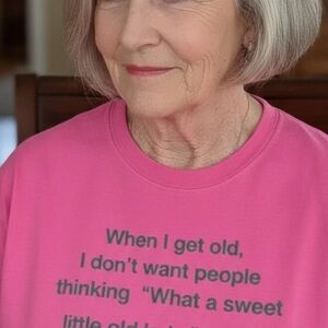 Funny Pink T-Shirt 2XL Gilden Sassy Saying OH C#@P! WHAT IS SHE UP TO NOW?